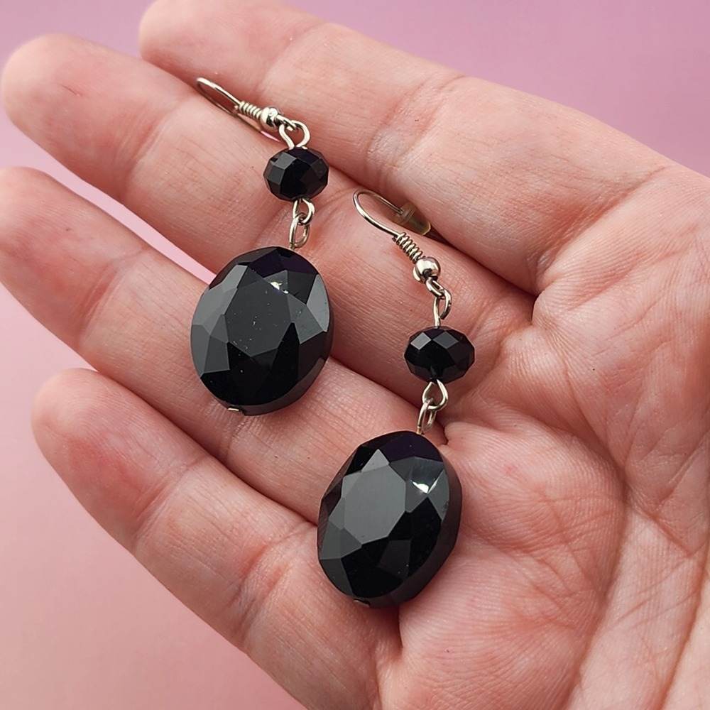 Black Faceted Glass Oval Dangle Earrings Silver Tone Gothic Statement Jewelry